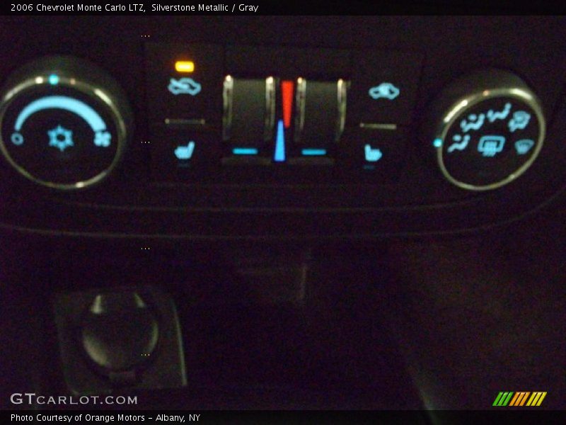Silverstone Metallic / Gray 2006 Chevrolet Monte Carlo LTZ