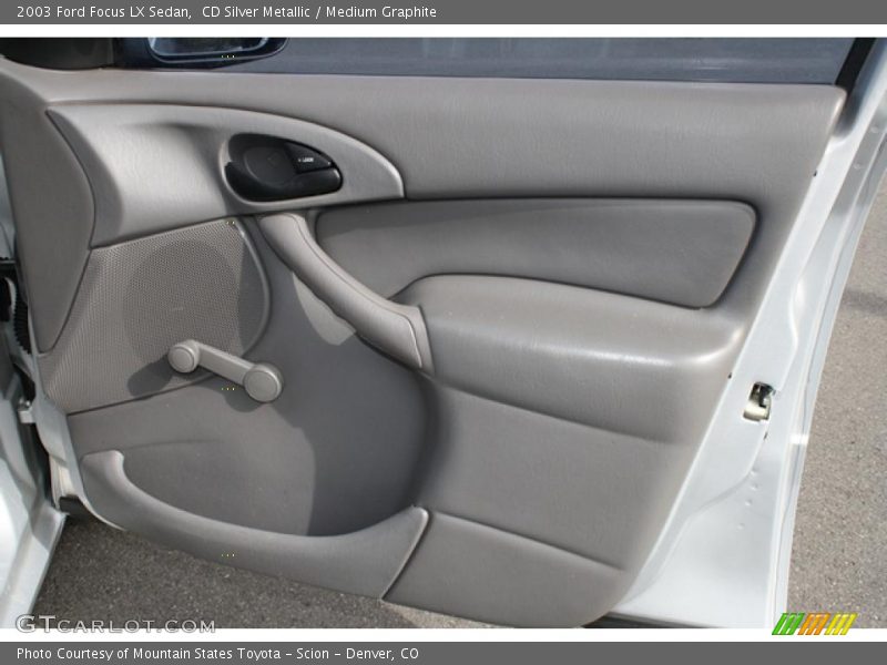 Door Panel of 2003 Focus LX Sedan