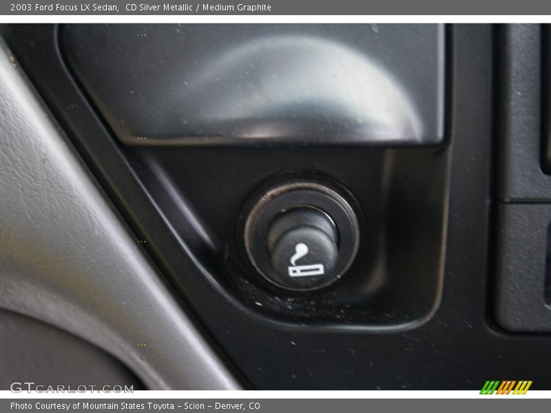 CD Silver Metallic / Medium Graphite 2003 Ford Focus LX Sedan