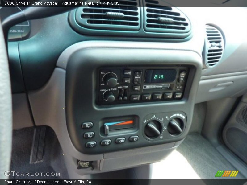 Aquamarine Metallic / Mist Gray 2000 Chrysler Grand Voyager