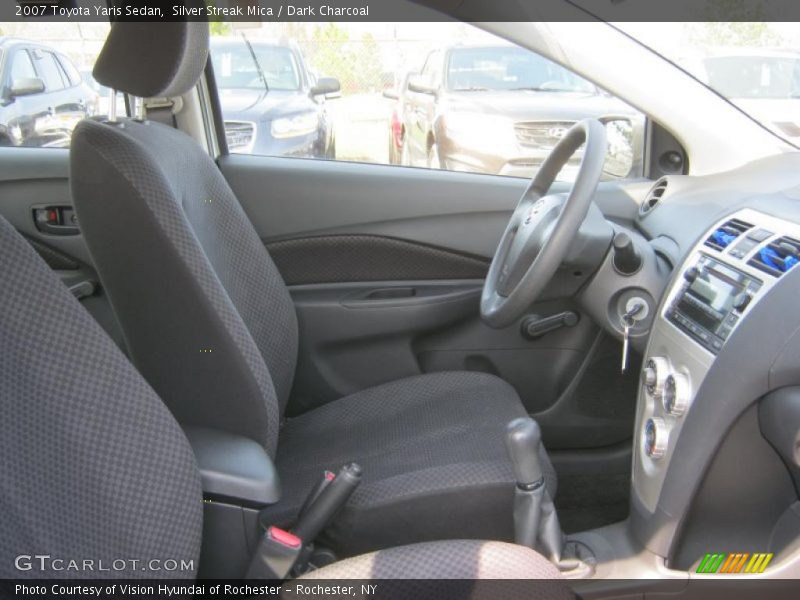 Silver Streak Mica / Dark Charcoal 2007 Toyota Yaris Sedan