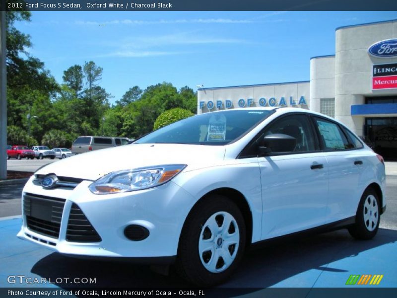 Oxford White / Charcoal Black 2012 Ford Focus S Sedan