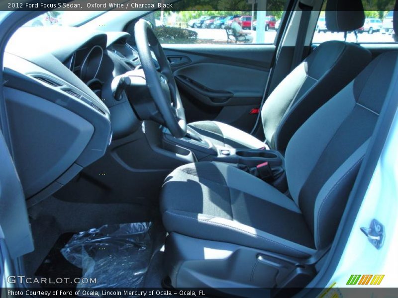 Oxford White / Charcoal Black 2012 Ford Focus S Sedan