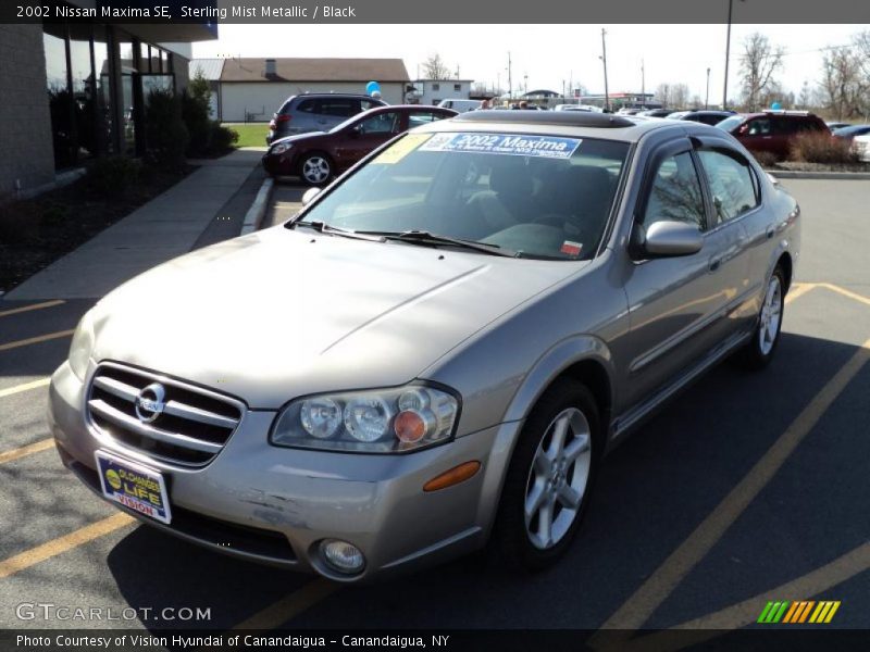 Sterling Mist Metallic / Black 2002 Nissan Maxima SE