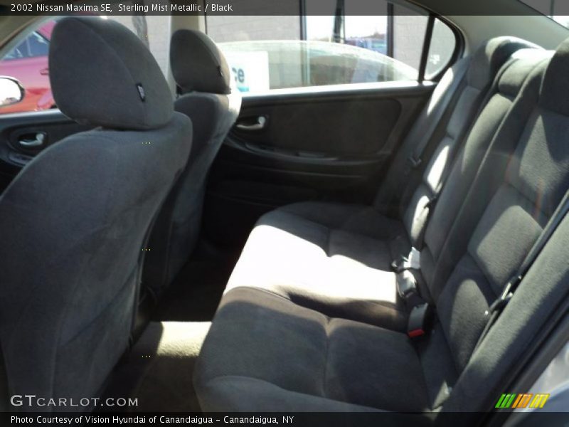 Sterling Mist Metallic / Black 2002 Nissan Maxima SE