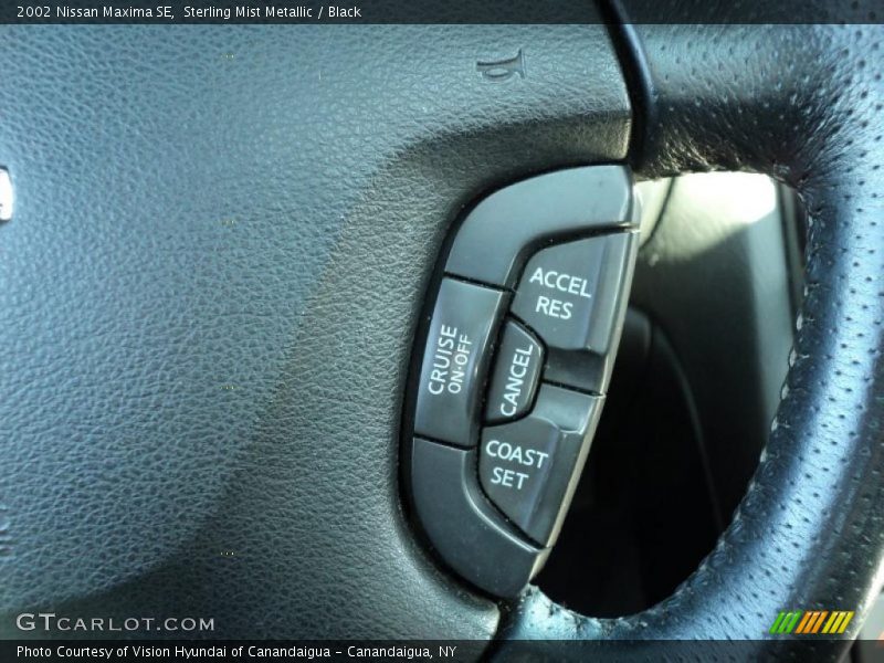 Sterling Mist Metallic / Black 2002 Nissan Maxima SE