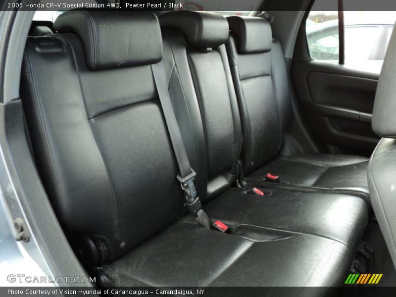 Pewter Pearl / Black 2005 Honda CR-V Special Edition 4WD
