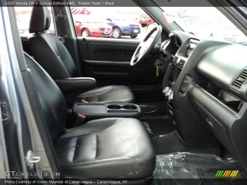 Pewter Pearl / Black 2005 Honda CR-V Special Edition 4WD