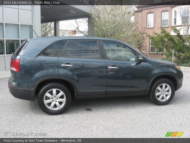 Pacific Blue / Gray 2011 Kia Sorento LX