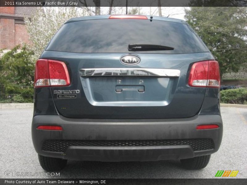 Pacific Blue / Gray 2011 Kia Sorento LX