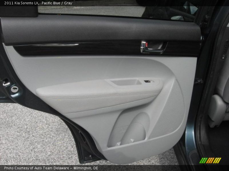 Pacific Blue / Gray 2011 Kia Sorento LX