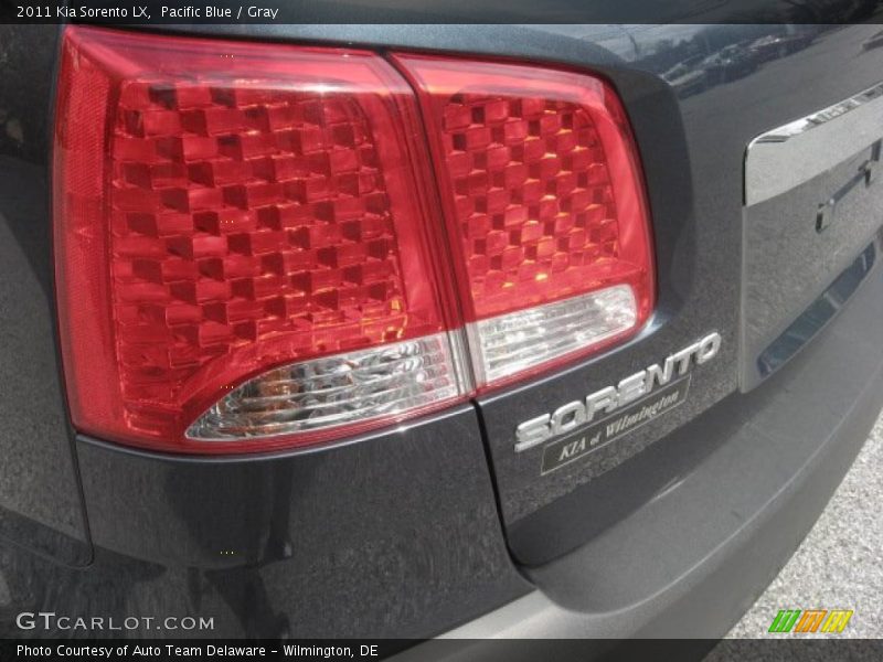 Pacific Blue / Gray 2011 Kia Sorento LX