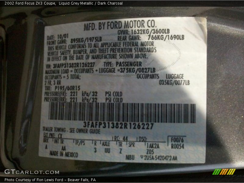 Liquid Grey Metallic / Dark Charcoal 2002 Ford Focus ZX3 Coupe