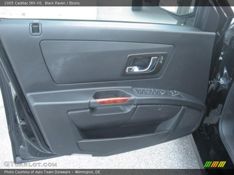 Black Raven / Ebony 2005 Cadillac SRX V6