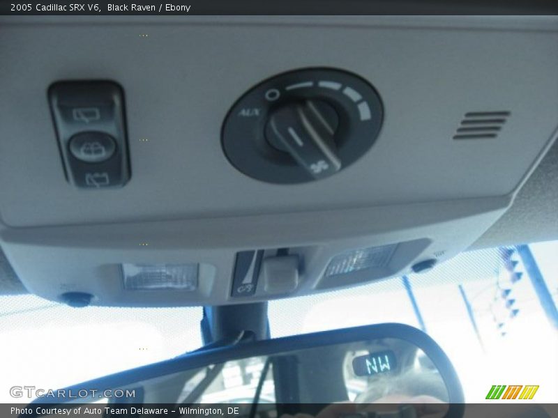 Black Raven / Ebony 2005 Cadillac SRX V6