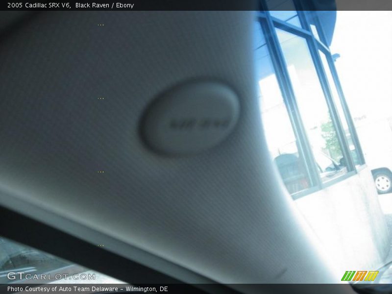 Black Raven / Ebony 2005 Cadillac SRX V6