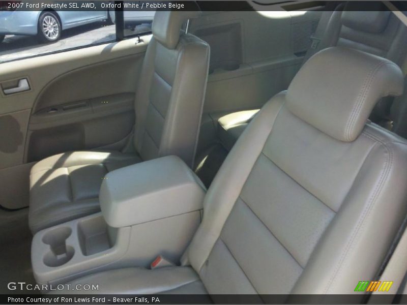 Oxford White / Pebble Beige 2007 Ford Freestyle SEL AWD