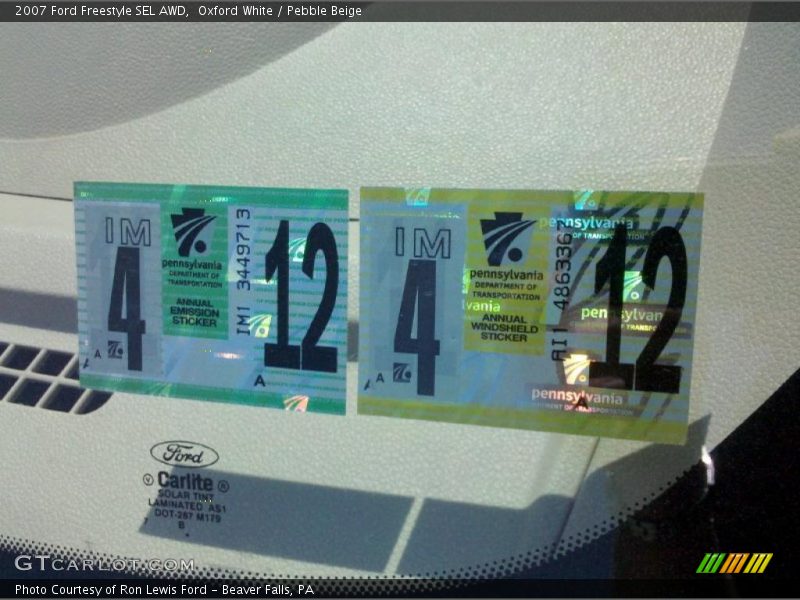 Oxford White / Pebble Beige 2007 Ford Freestyle SEL AWD