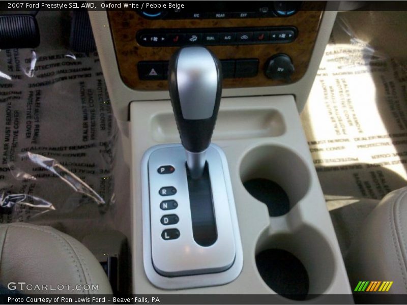 Oxford White / Pebble Beige 2007 Ford Freestyle SEL AWD