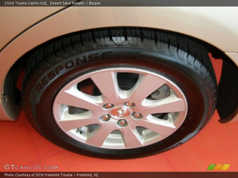 Desert Sand Metallic / Bisque 2009 Toyota Camry XLE