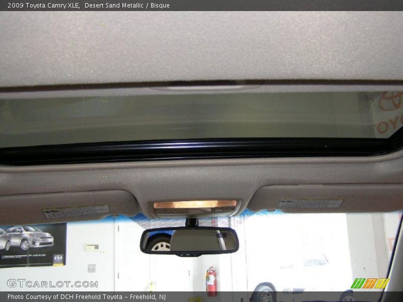 Desert Sand Metallic / Bisque 2009 Toyota Camry XLE