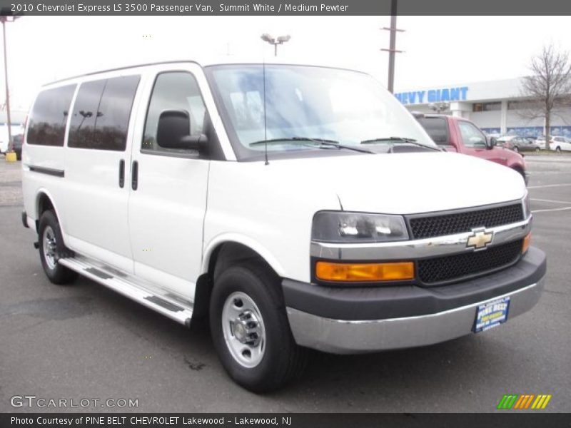 Summit White / Medium Pewter 2010 Chevrolet Express LS 3500 Passenger Van