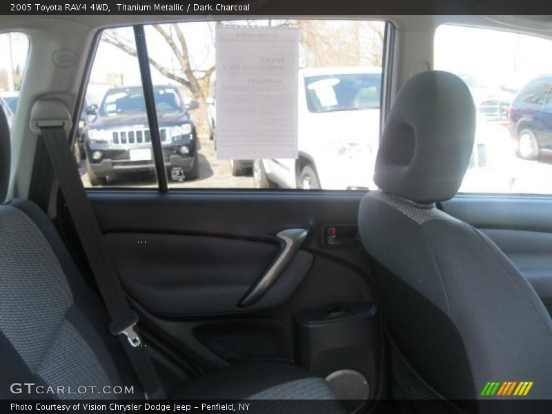 Titanium Metallic / Dark Charcoal 2005 Toyota RAV4 4WD