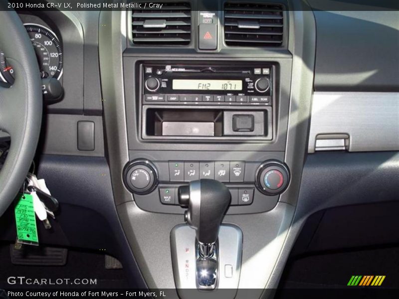 Controls of 2010 CR-V LX