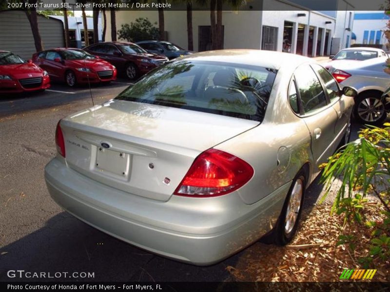 Silver Frost Metallic / Dark Pebble 2007 Ford Taurus SEL