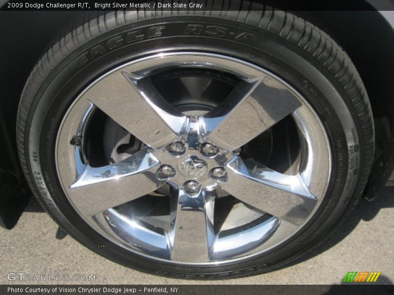 Bright Silver Metallic / Dark Slate Gray 2009 Dodge Challenger R/T
