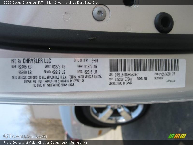 Bright Silver Metallic / Dark Slate Gray 2009 Dodge Challenger R/T