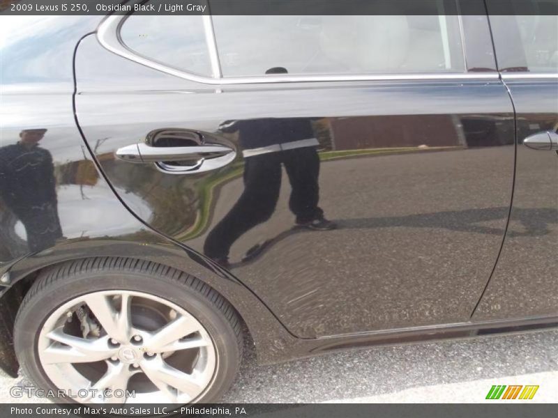 Obsidian Black / Light Gray 2009 Lexus IS 250