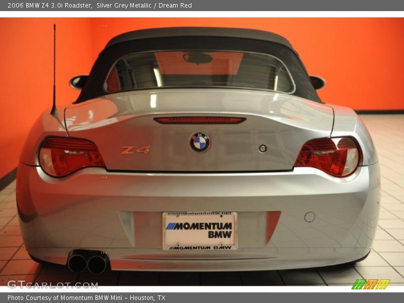 Silver Grey Metallic / Dream Red 2006 BMW Z4 3.0i Roadster