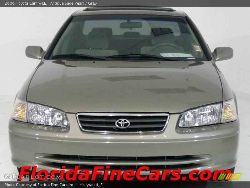 Antique Sage Pearl / Gray 2000 Toyota Camry LE
