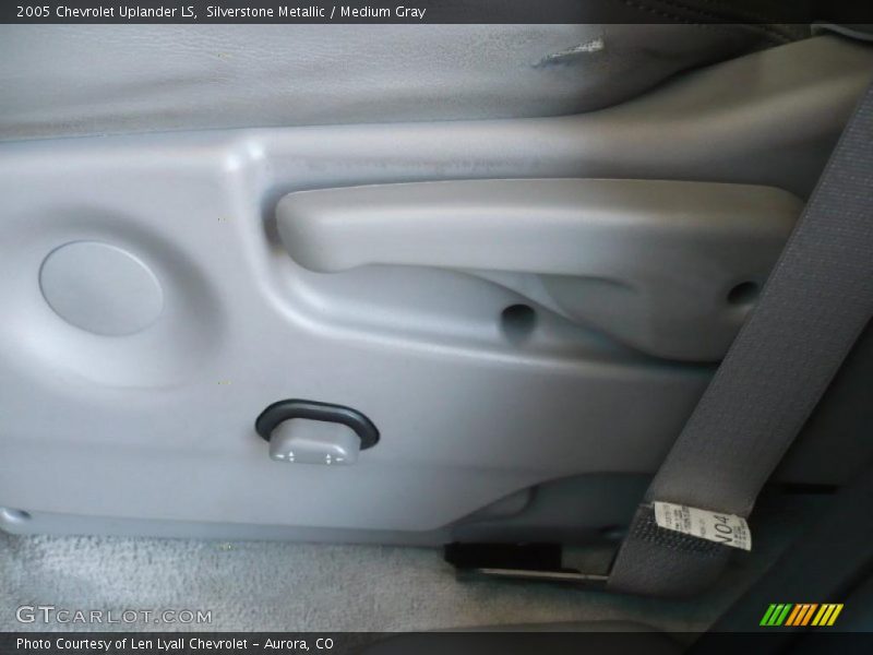 Silverstone Metallic / Medium Gray 2005 Chevrolet Uplander LS