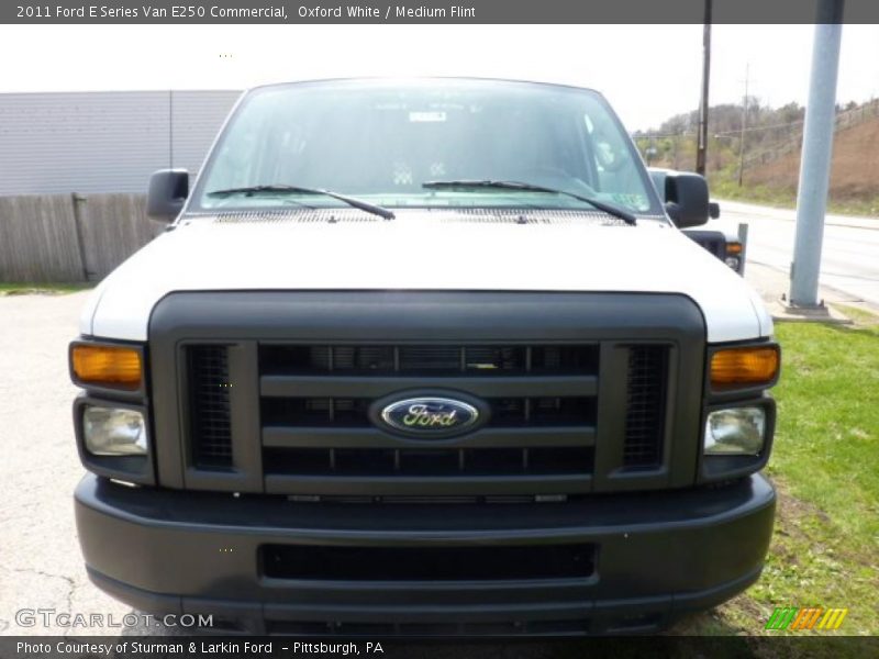 Oxford White / Medium Flint 2011 Ford E Series Van E250 Commercial