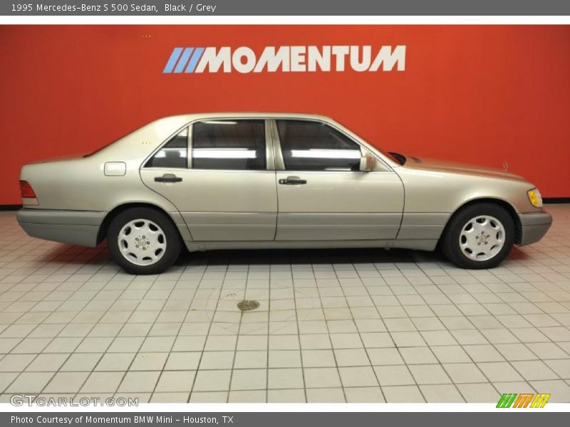 Black / Grey 1995 Mercedes-Benz S 500 Sedan