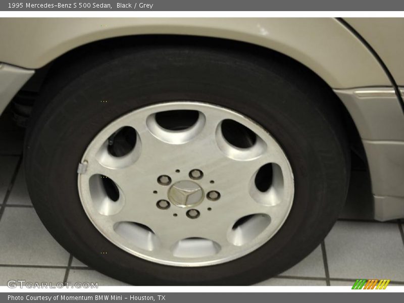 Black / Grey 1995 Mercedes-Benz S 500 Sedan