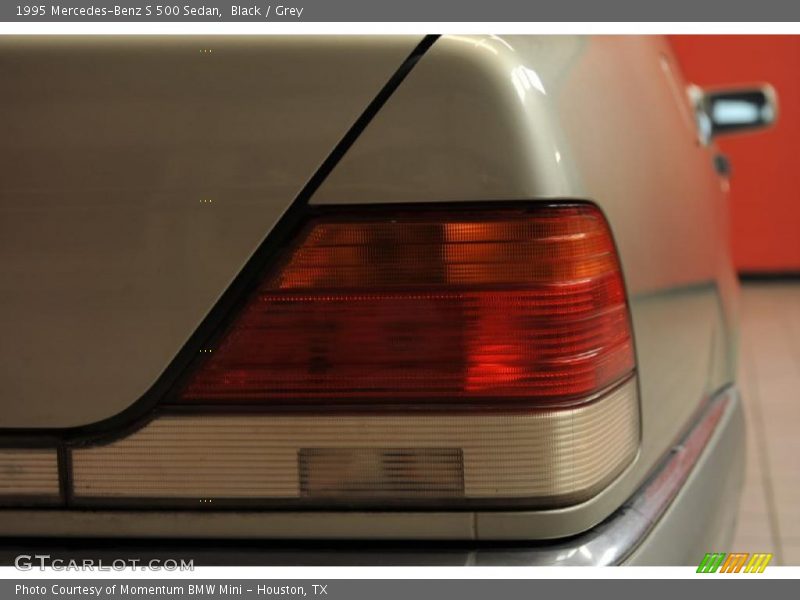 Black / Grey 1995 Mercedes-Benz S 500 Sedan