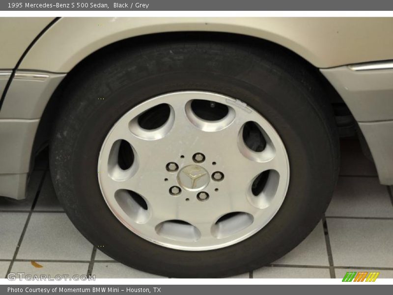 Black / Grey 1995 Mercedes-Benz S 500 Sedan