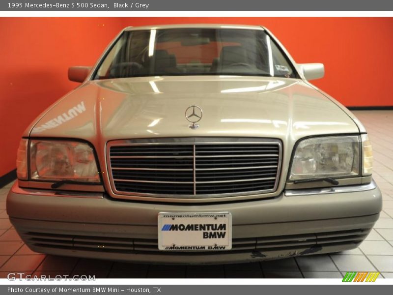 Black / Grey 1995 Mercedes-Benz S 500 Sedan