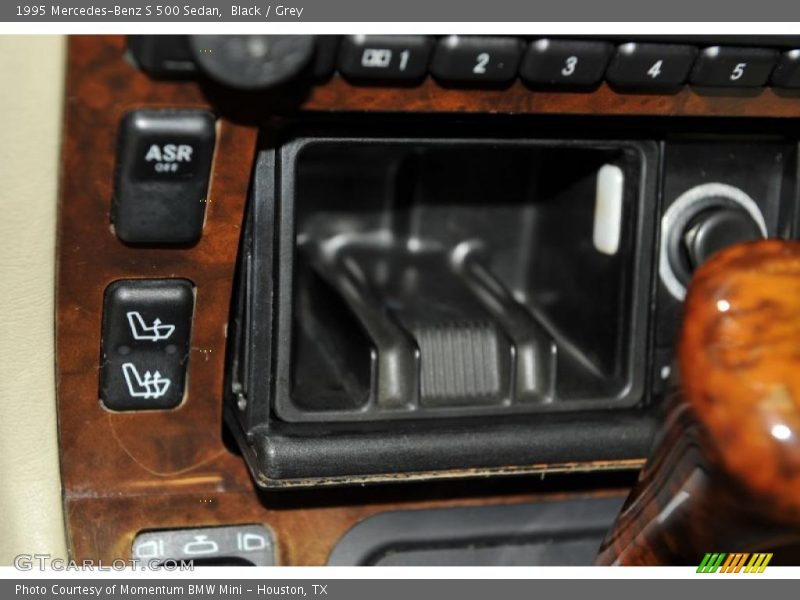 Black / Grey 1995 Mercedes-Benz S 500 Sedan