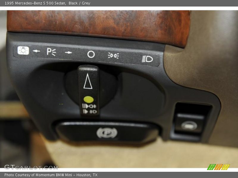 Black / Grey 1995 Mercedes-Benz S 500 Sedan