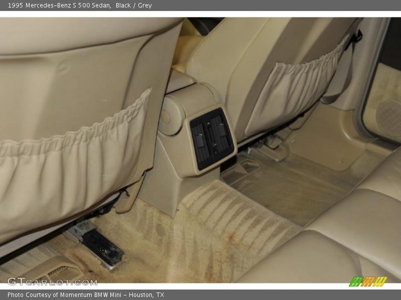 Black / Grey 1995 Mercedes-Benz S 500 Sedan