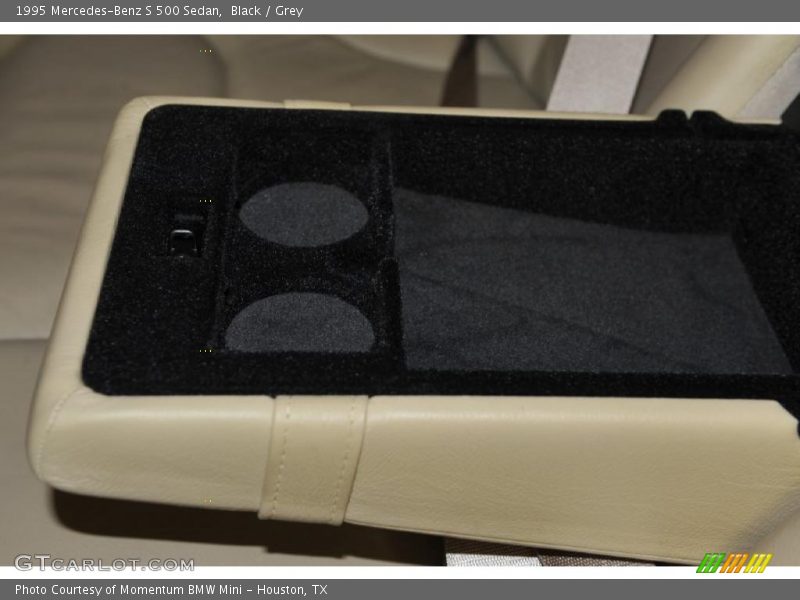 Black / Grey 1995 Mercedes-Benz S 500 Sedan