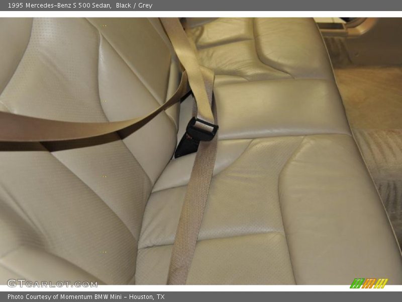 Black / Grey 1995 Mercedes-Benz S 500 Sedan