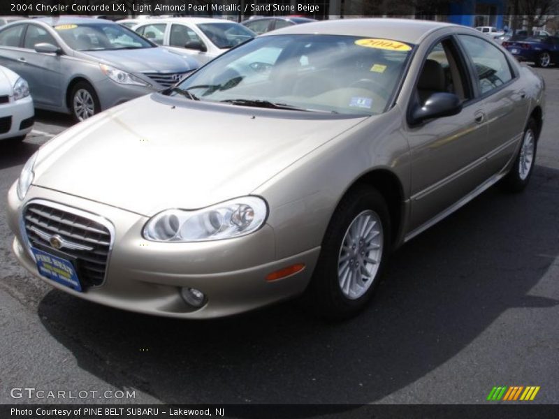 Light Almond Pearl Metallic / Sand Stone Beige 2004 Chrysler Concorde LXi