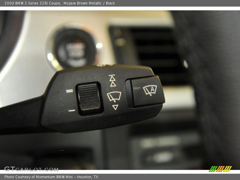 Controls of 2009 3 Series 328i Coupe