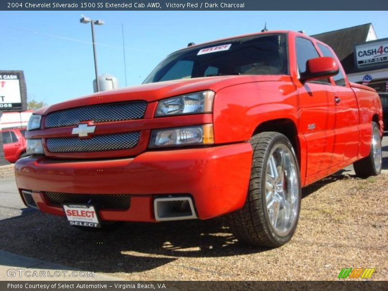 Victory Red / Dark Charcoal 2004 Chevrolet Silverado 1500 SS Extended Cab AWD