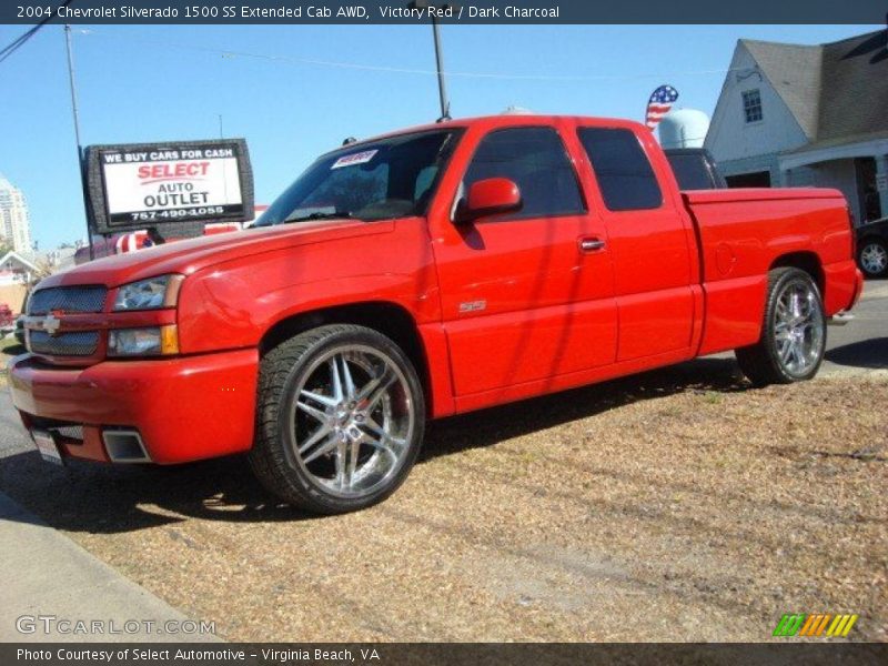 Victory Red / Dark Charcoal 2004 Chevrolet Silverado 1500 SS Extended Cab AWD